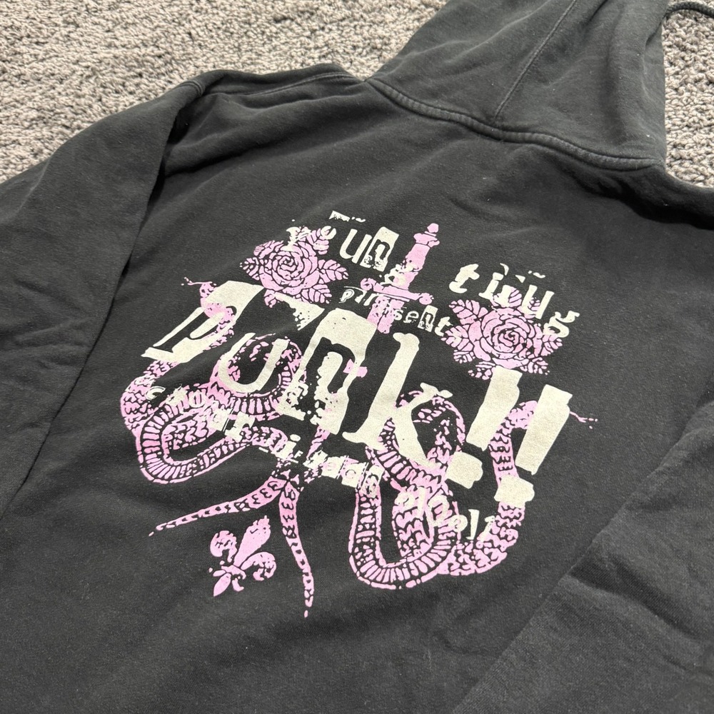 Rare Young Thug Punk Hoodie Women Black Excellent Graphic Merch Size L